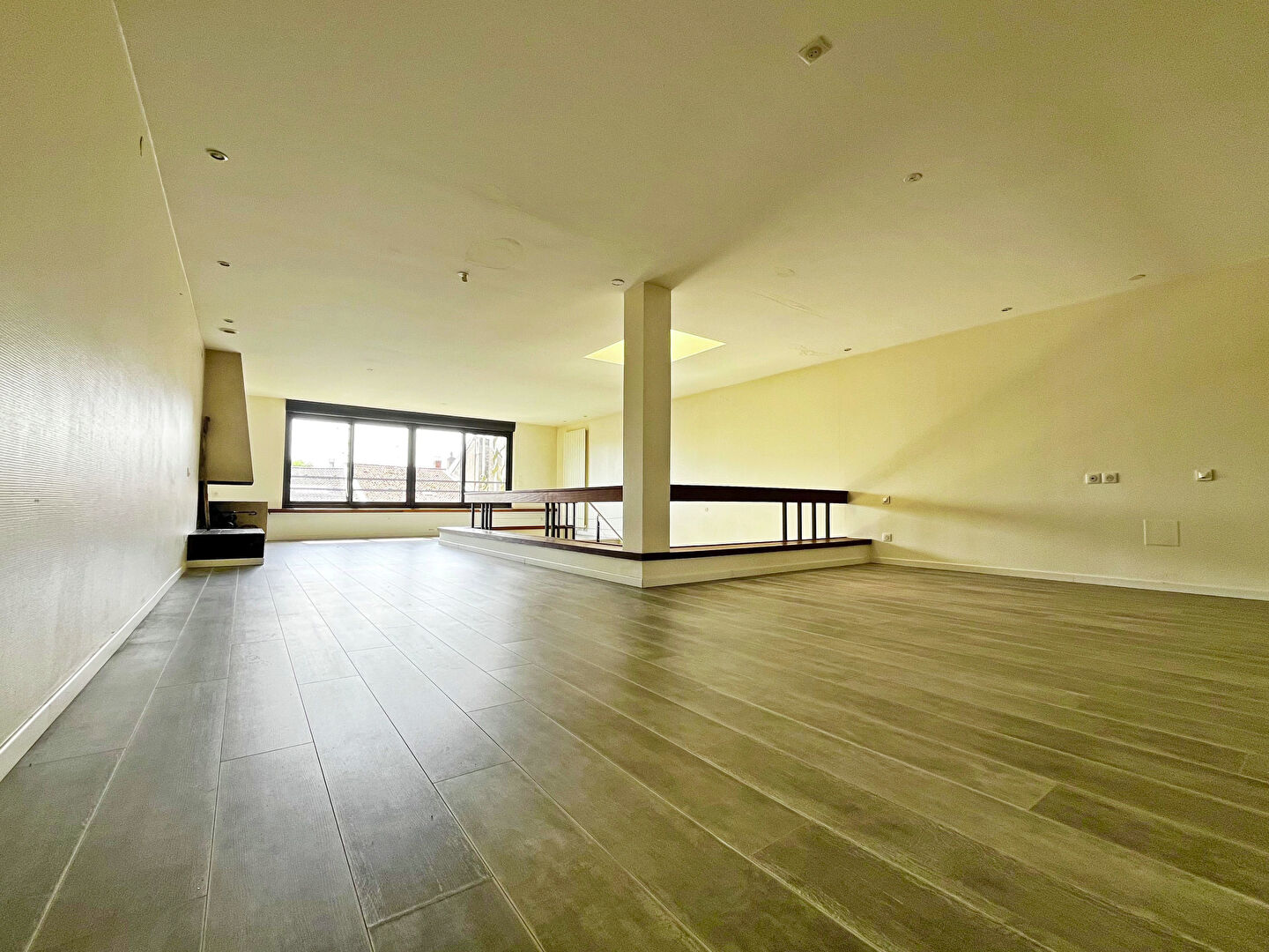 Photo Appartement Commercy 5 pièce(s) 186,27  m2 image 4/6