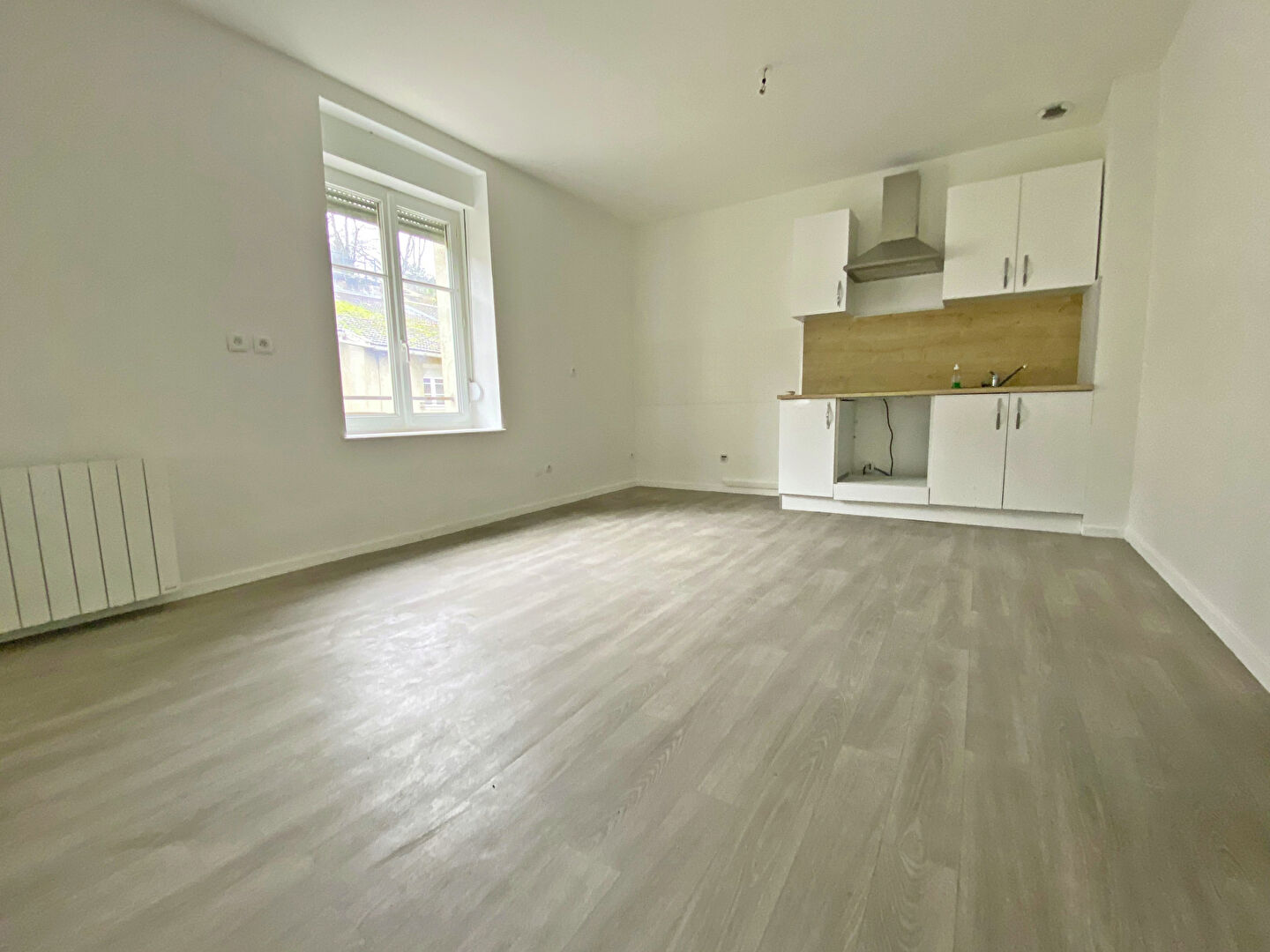 Photo Immeuble Lerouville 10 pièce(s) 348 m2 image 5/6