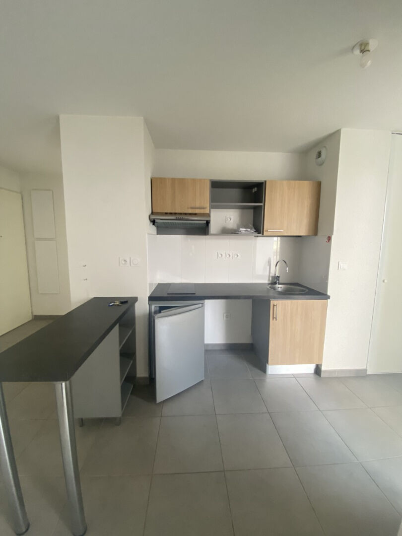 Photo T2 AVEC ASCENSEUR image 3/6