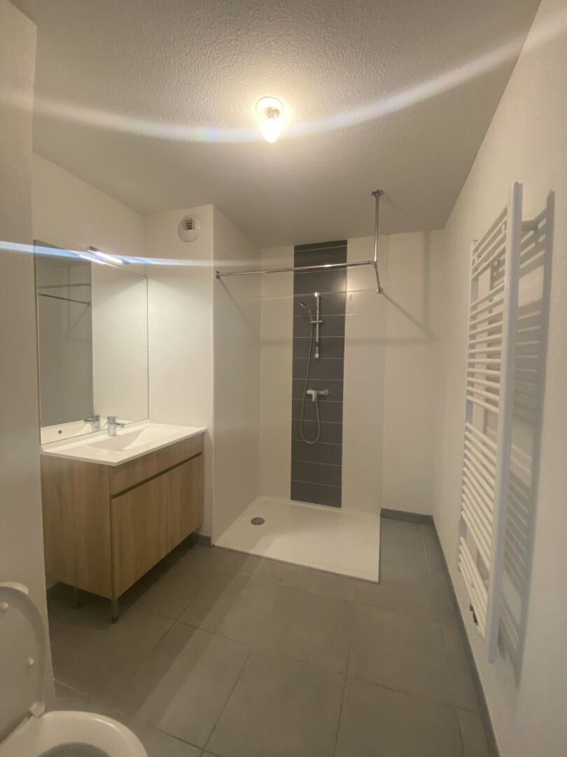 Photo T2 AVEC ASCENSEUR image 6/6