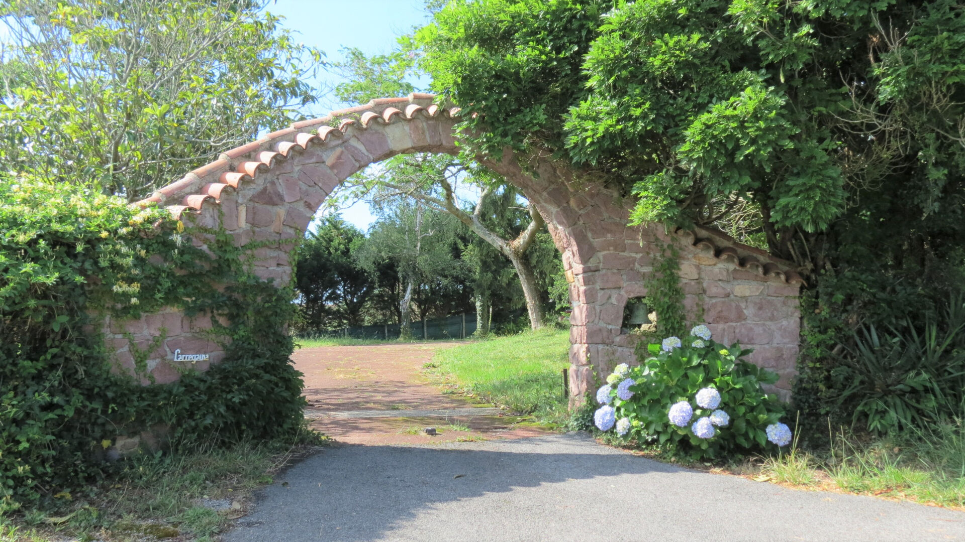 Photo Bidart : maison de 350 m2 vue montagnes image 4/4