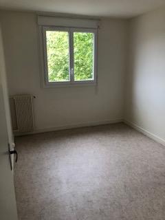 Photo NEVERS - 4 pièce(s) - 69 m2 image 2/5