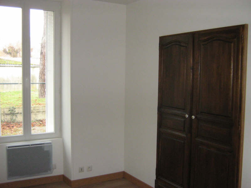 Photo APPARTEMENT RENOVE POUGUES LES EAUX - 2 pièce(s) - 39 m2 image 4/6