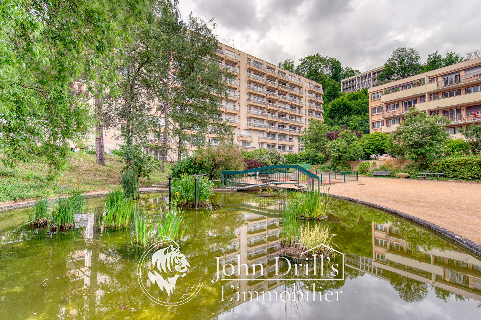 Agence immobilière de John Drill's L'immobilier Ambronay