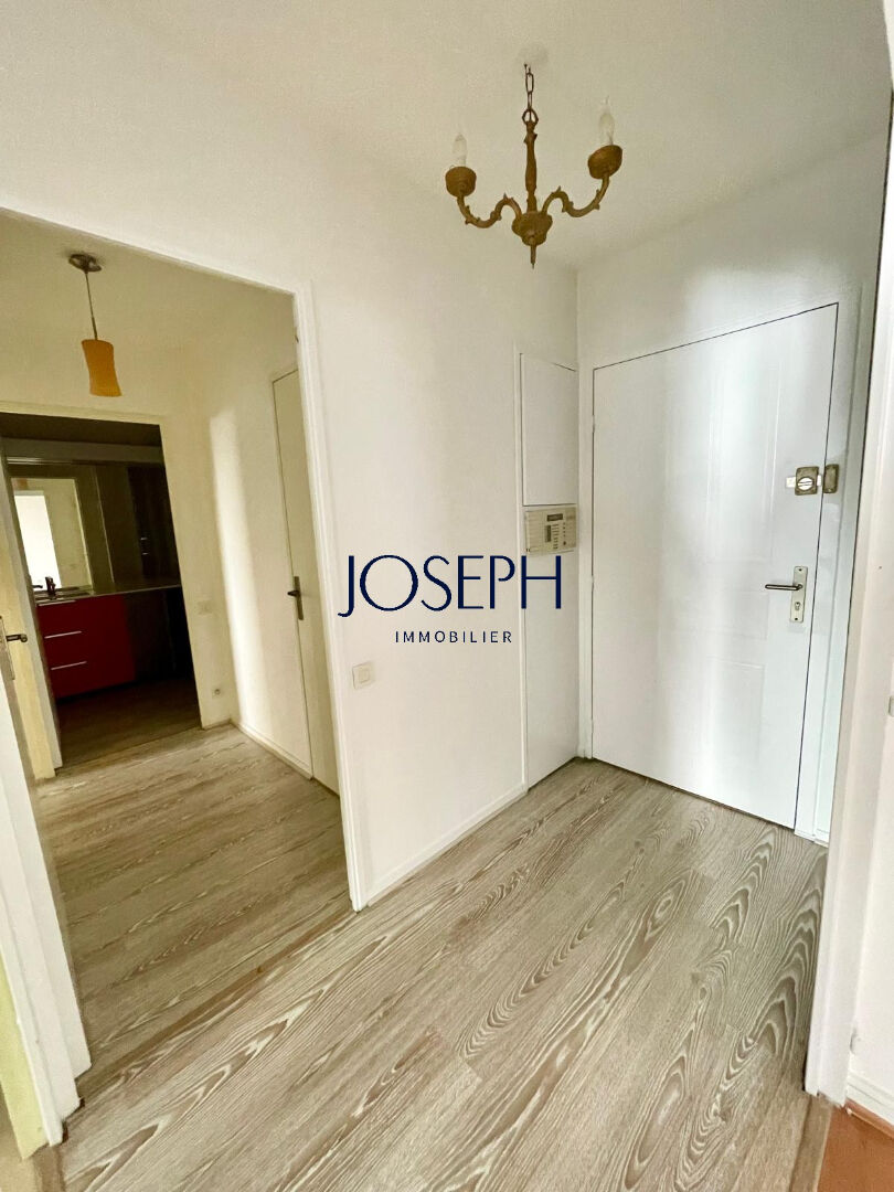 Photo COMPANS CAFFARELLI - Très beau T2 de 50 m² avec terrasse et parking en sous-sol. image 6/6