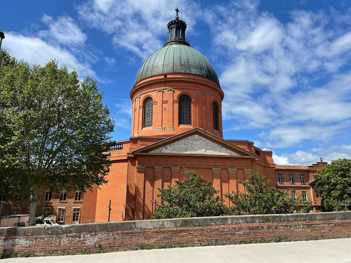 SAINT-CYPRIEN, T2 DE 52 M².