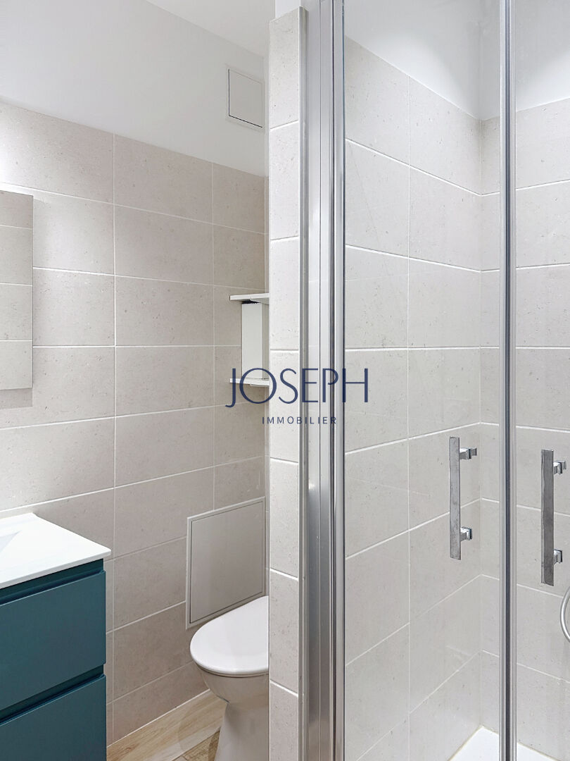 Photo RAYMOND IV T1 état neuf image 5/5