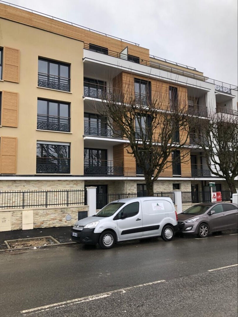 Photo Appartement Noisy Le Grand 2 pièce(s) 47 m2 image 1/6