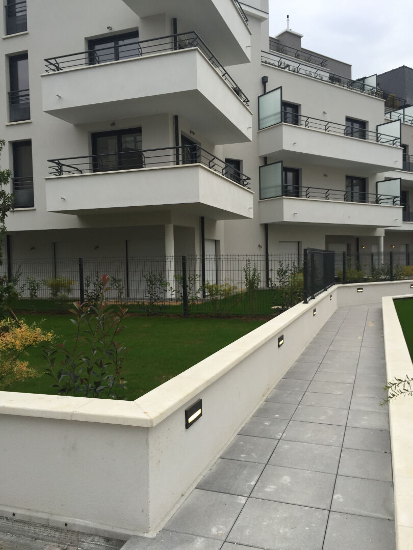 F3 + Terrasse + Parking