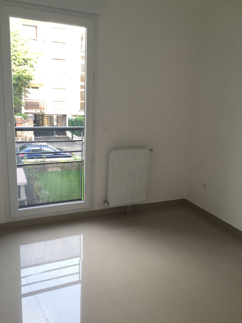 Photo F3 + Terrasse + Parking image 6/6