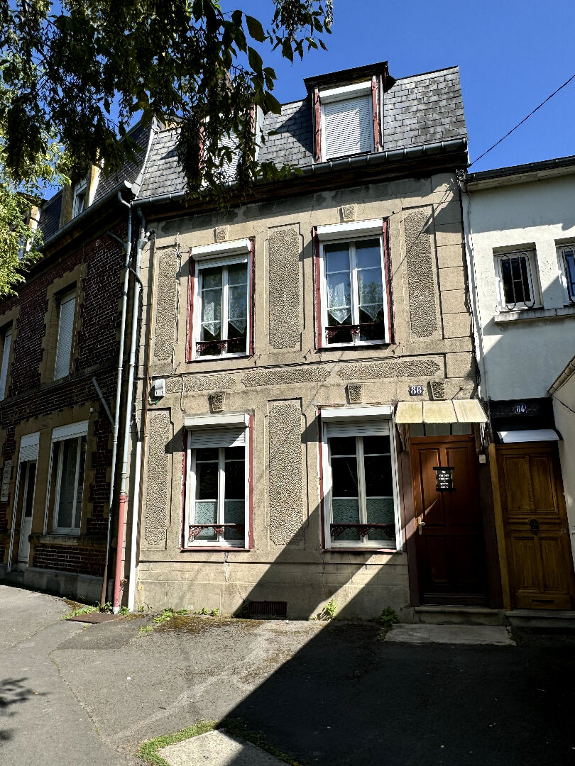 Appartement 2 pièces 155 m² · à Charleville-Mézières · 155 m² · 144 000 €