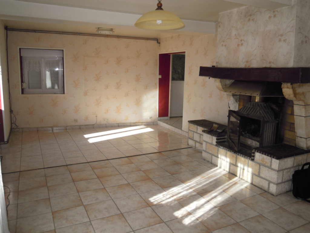 Maison 5 pièces 128 m² · à Thin-le-Moutier · 128 m² · 74 000 €
