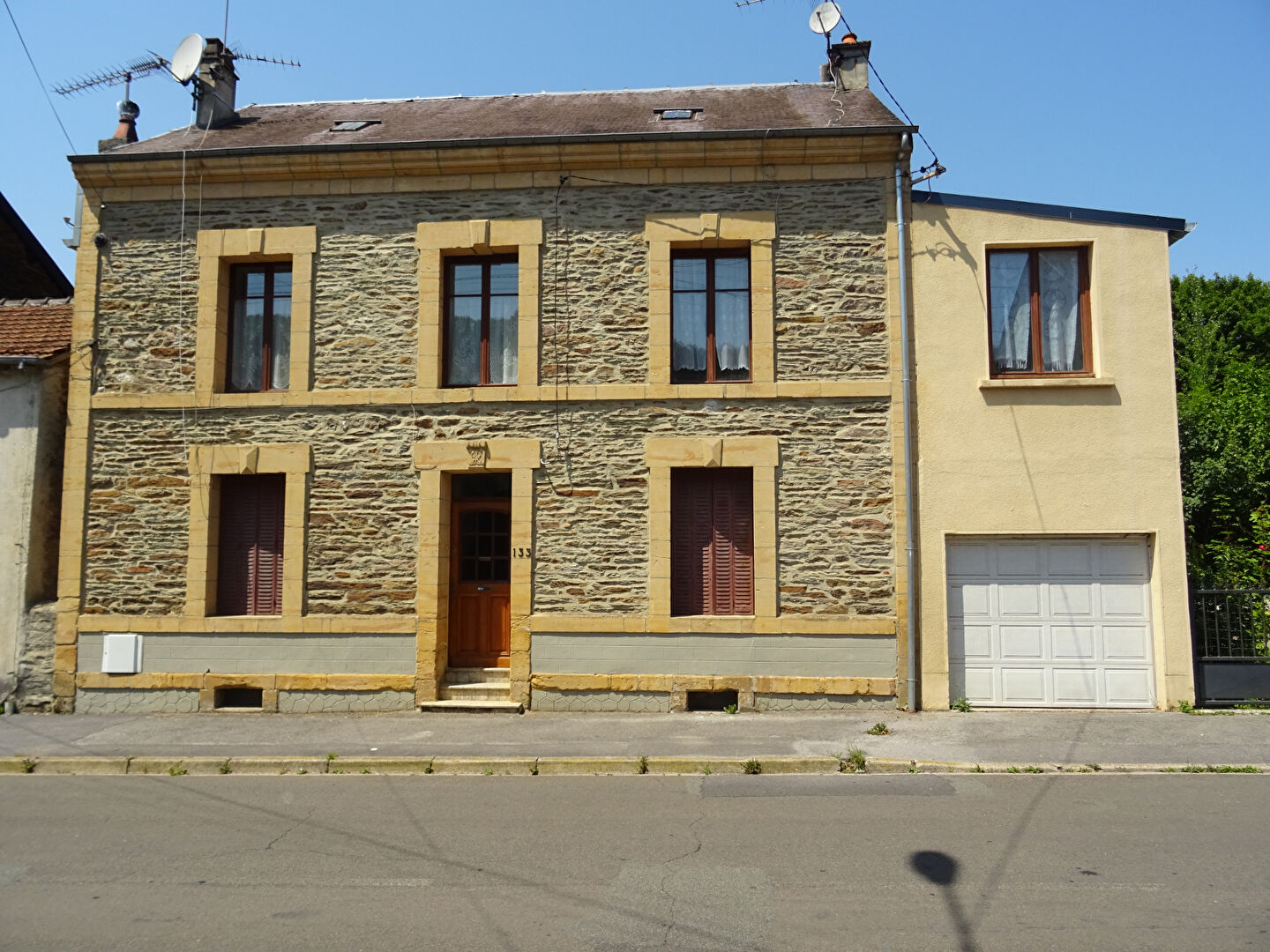 Maison 3 pièces 190 m² · à Nouzonville · 190 m² · 170 000 €