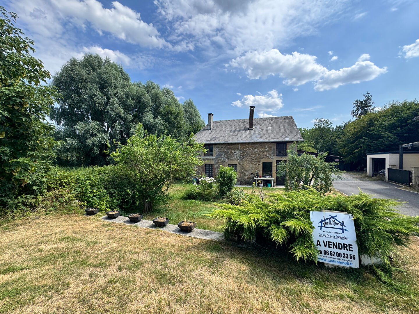 Maison 6 pièces 229 m² · à Murtin-et-Bogny · 229 m² · 135 000 €