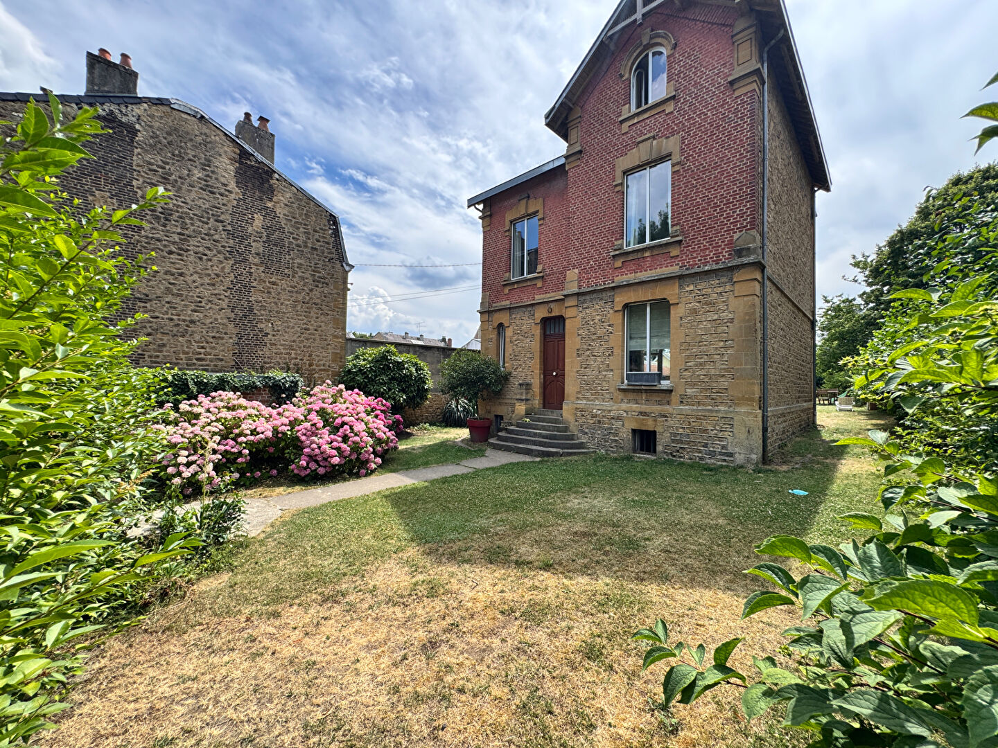 Maison 3 pièces 132 m² · à Charleville · 132 m² · 399 000 €