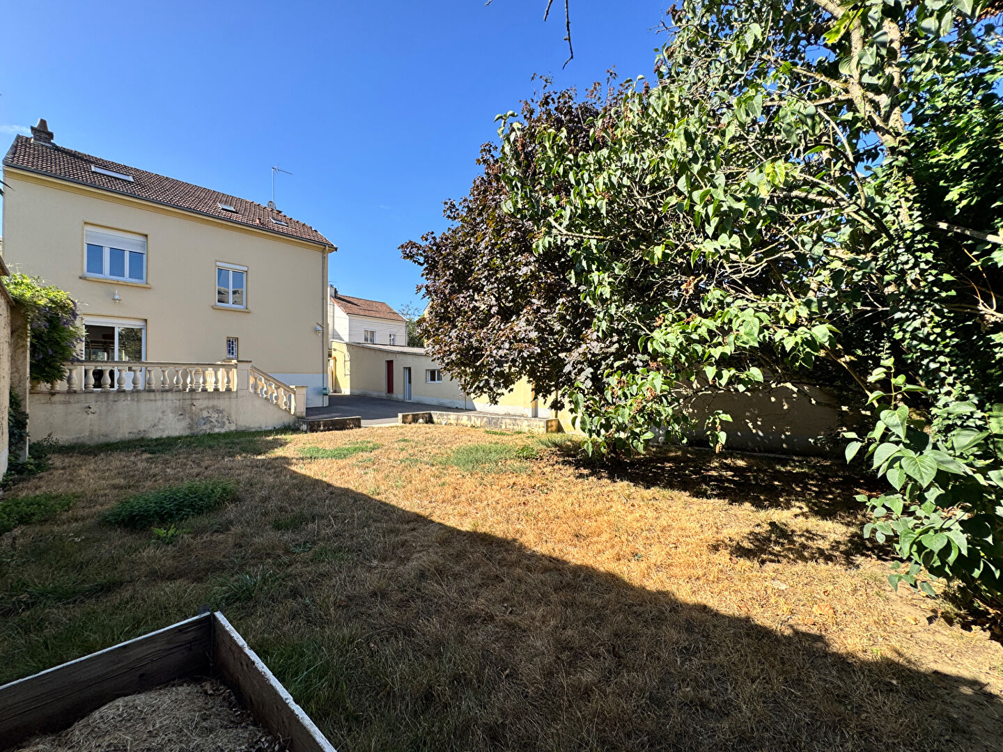 Maison 4 pièces 226 m² · à Charleville · 226 m² · 242 000 €