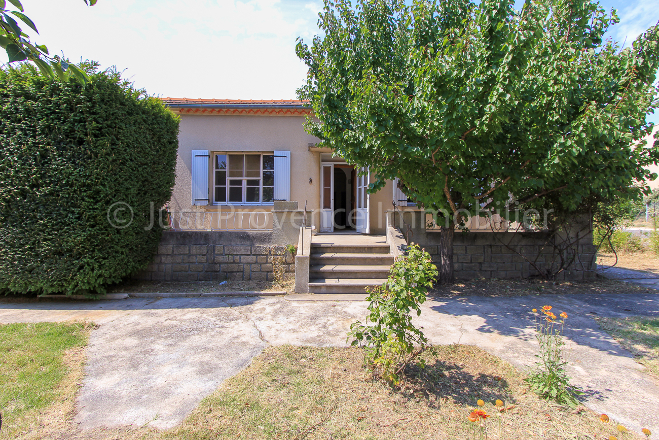 Photo Maison Bedoin 4 pièces 100 m2 avec garage et dépendance image 2/6