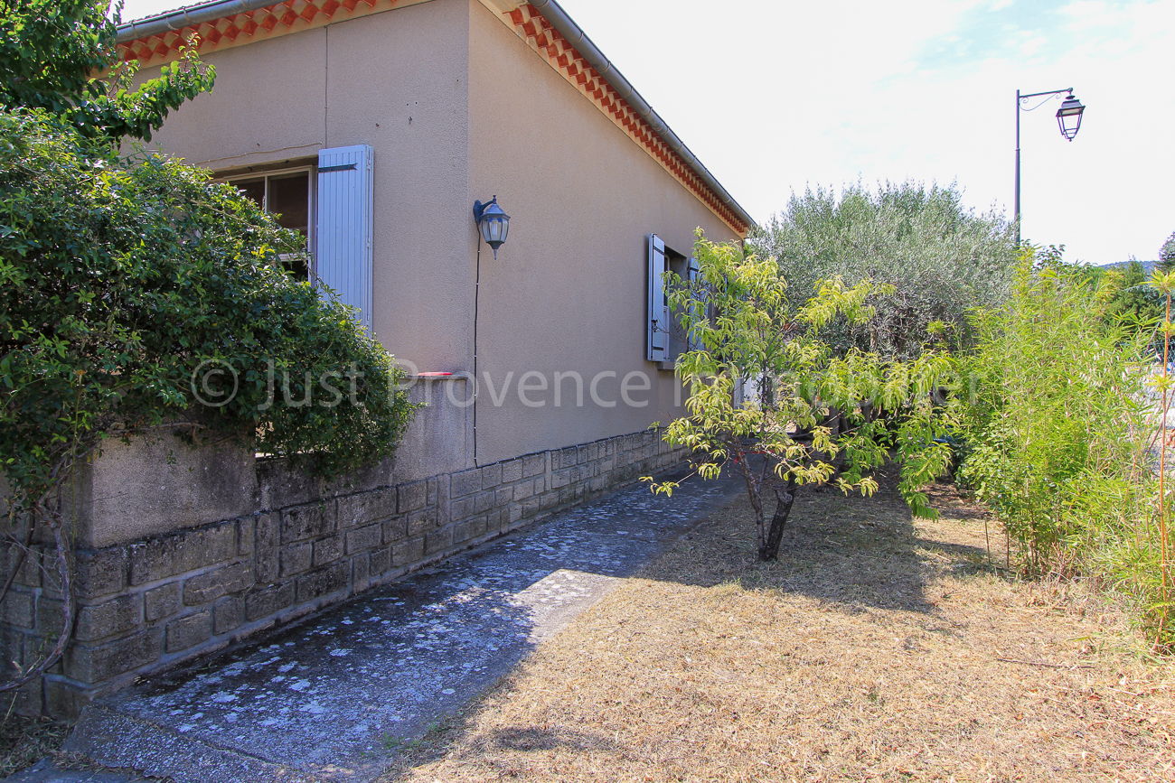 Photo Maison Bedoin 4 pièces 100 m2 avec garage et dépendance image 4/6