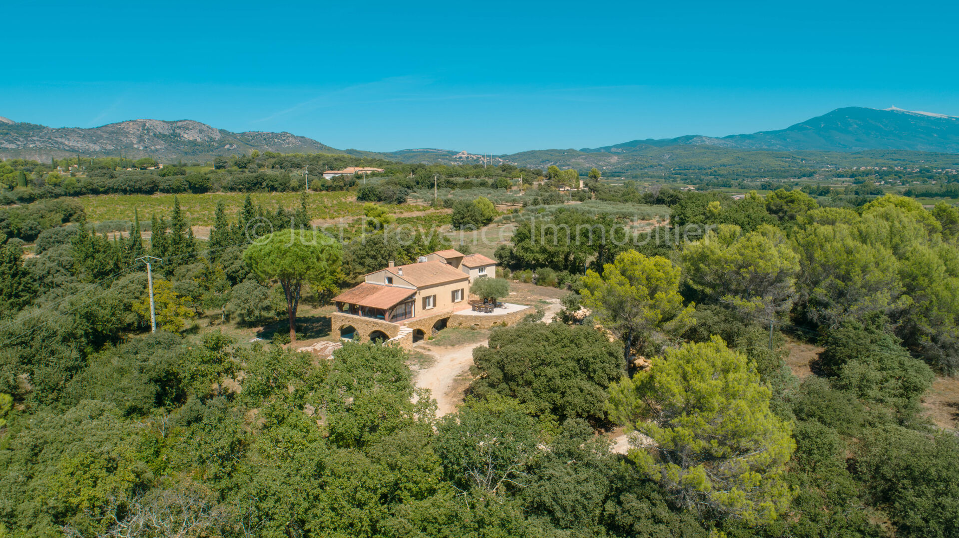 Agence immobilière de JUST PROVENCE IMMOBILIER Caromb