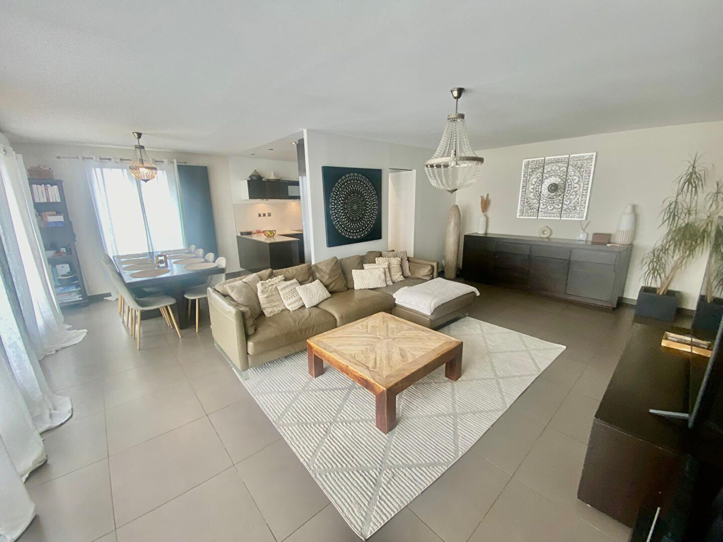 Photo ST OUEN L' AUMONE , Gare de Liesse, F5 de 100m2 avec  terrasse. image 4/6