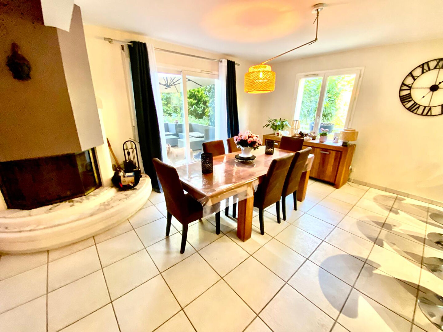 Photo Méry-sur-Oise, pavillon de 161m² sur sous-sol total et 3000m² de terrain. image 2/6