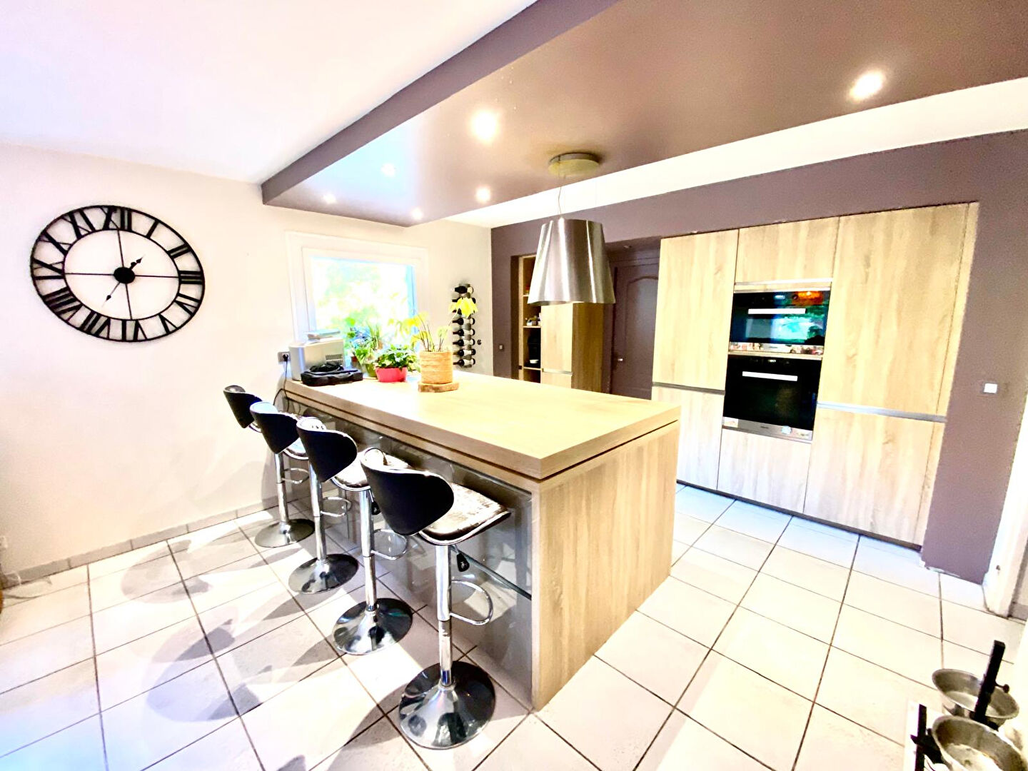 Photo Méry-sur-Oise, pavillon de 161m² sur sous-sol total et 3000m² de terrain. image 5/6