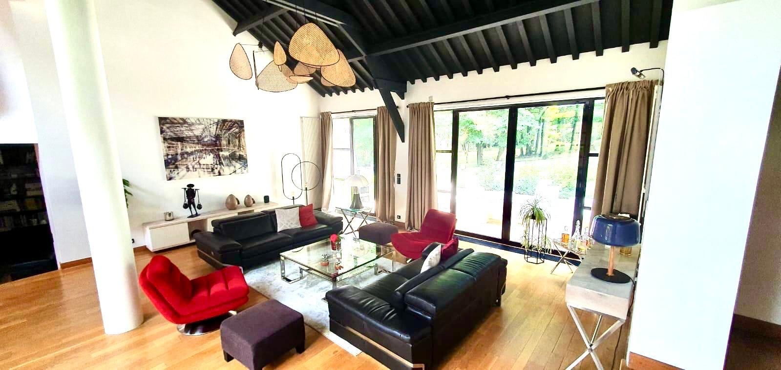 Photo Saint Prix, Propriété de prestige 350m2 habitables sur 20 500m2 de terrain. image 4/6