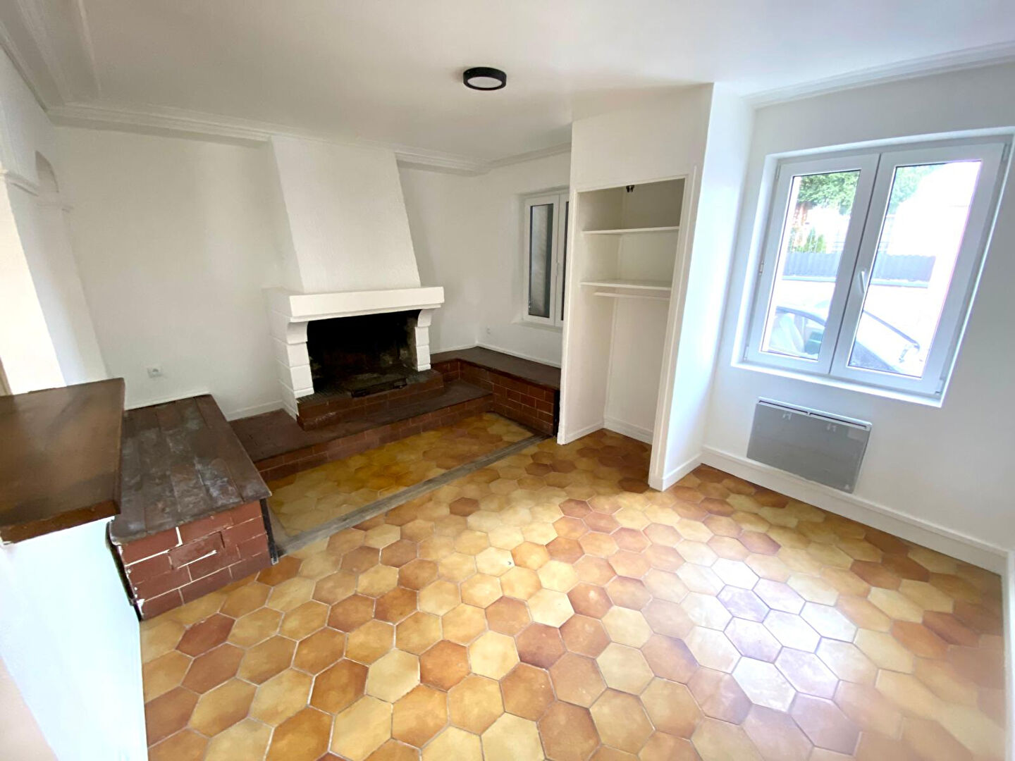 Photo DEUIL la Barre studio 26m2. image 2/6