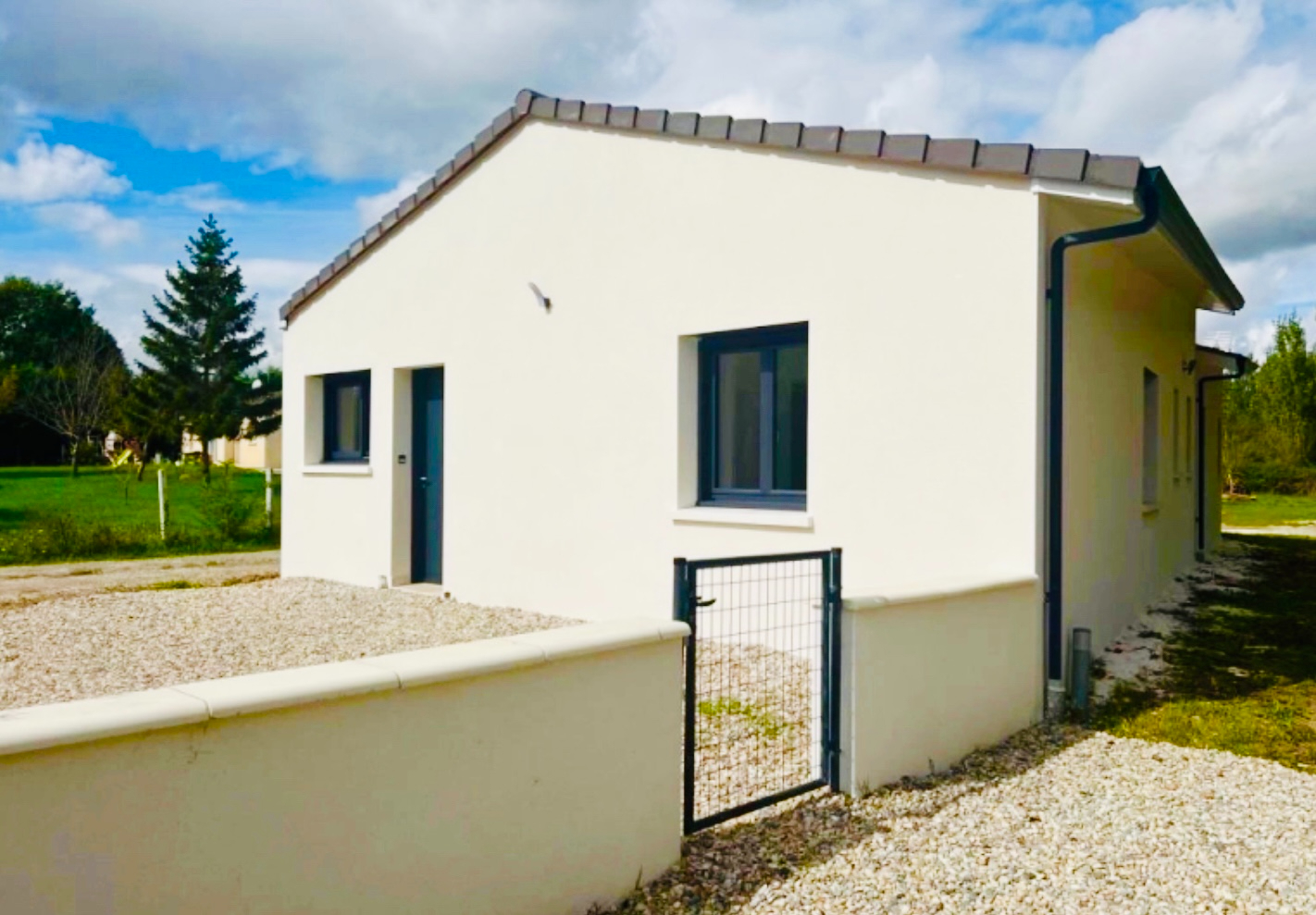 A Villeneuve/Lot, maison contemporaine (2024) de plain pied avec jardin