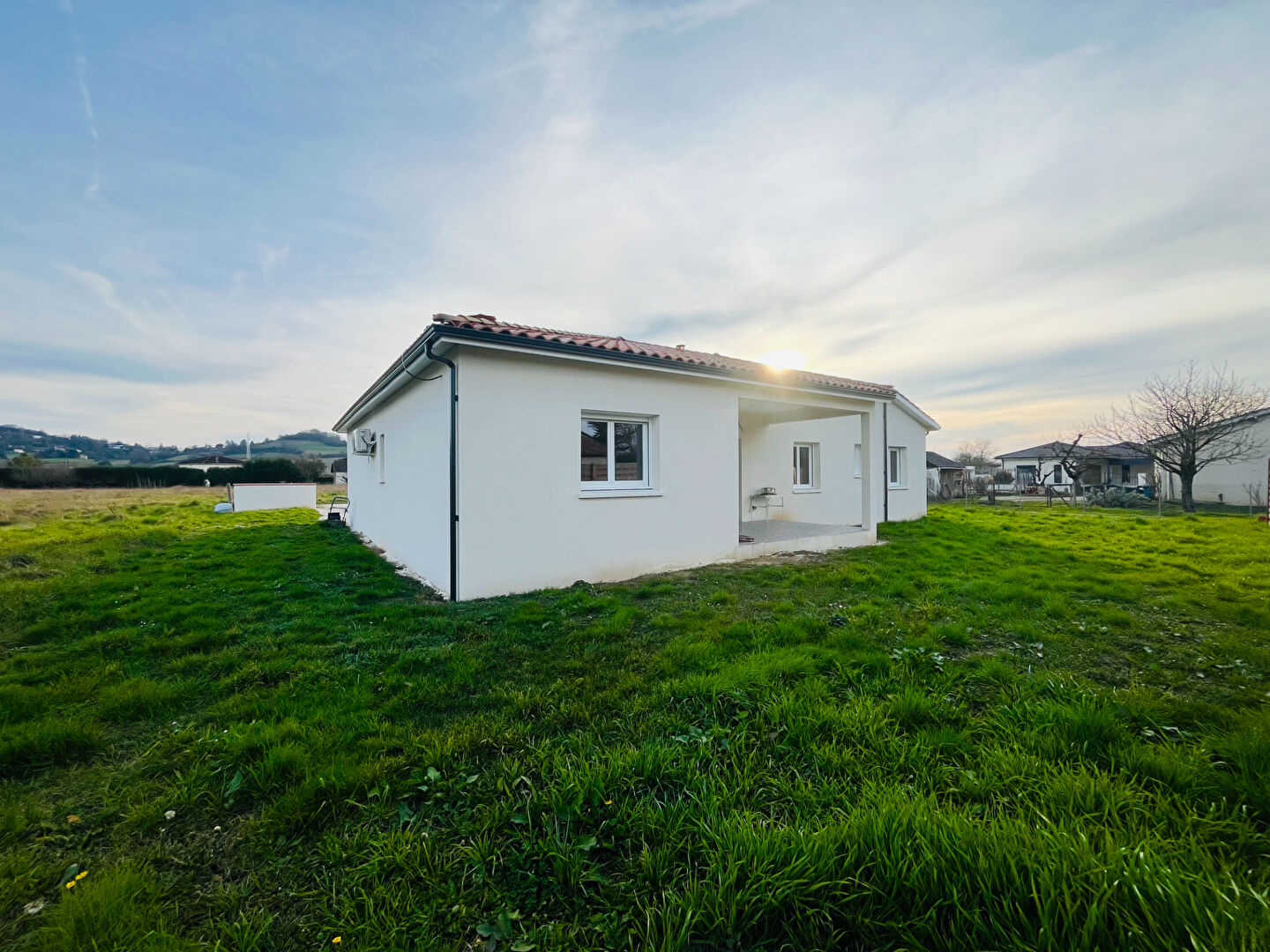Photo A Bias, maison neuve de plain pied avec jardin et garage image 4/6