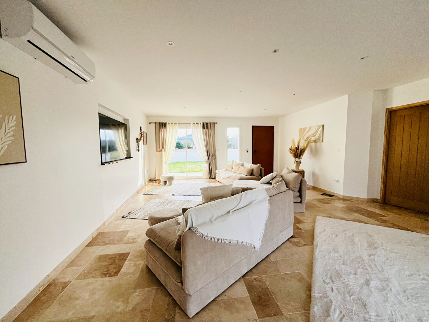 Photo A Bias, maison neuve de plain pied avec jardin et garage image 6/6