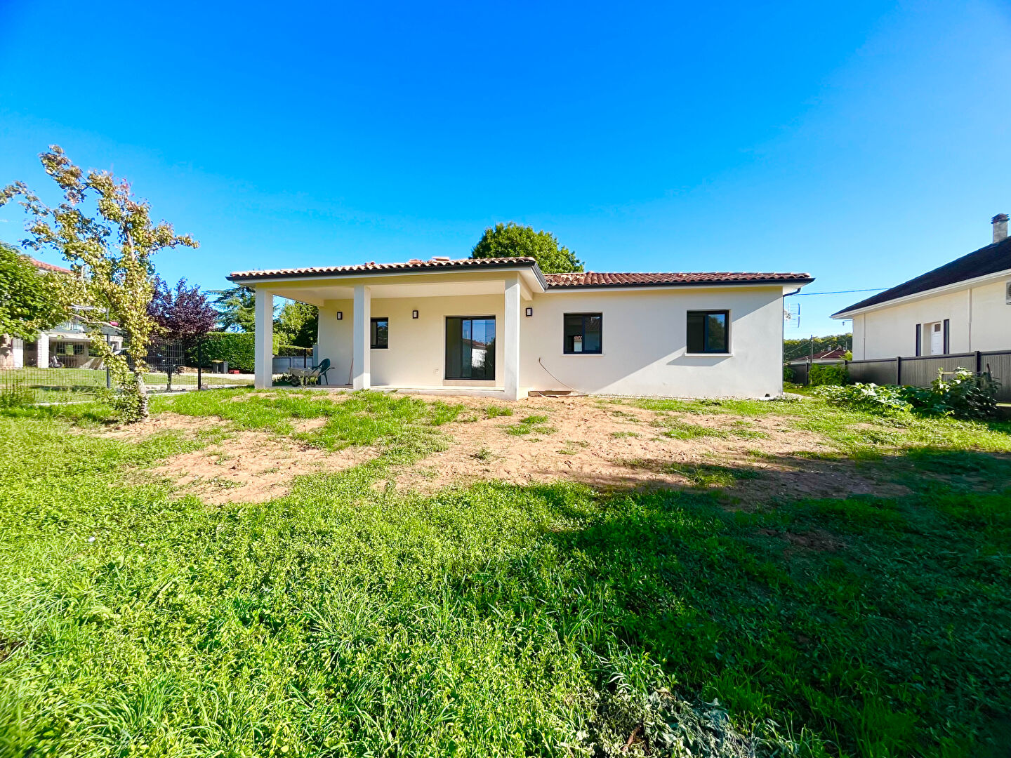 Villeneuve-sur-Lot, maison neuve contemporaine (RT 2020) de plain pied