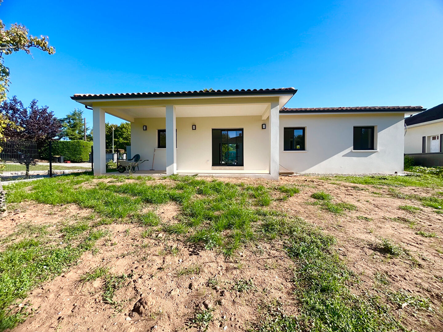 Photo Villeneuve-sur-Lot, maison neuve contemporaine (RT 2020) de plain pied image 2/6