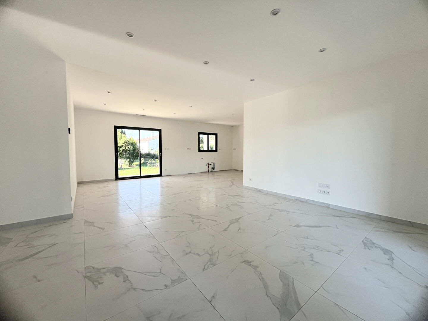 Photo Villeneuve-sur-Lot, maison neuve contemporaine (RT 2020) de plain pied image 5/6