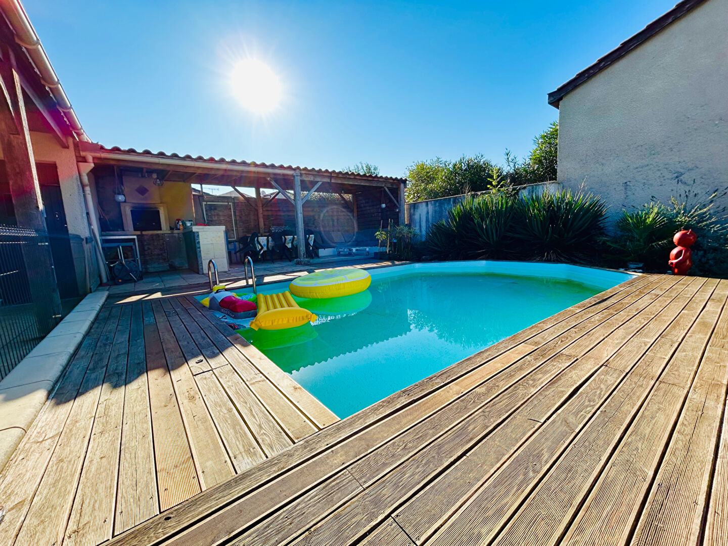 Maison de plain-pied avec piscine à Villeneuve-sur-Lot