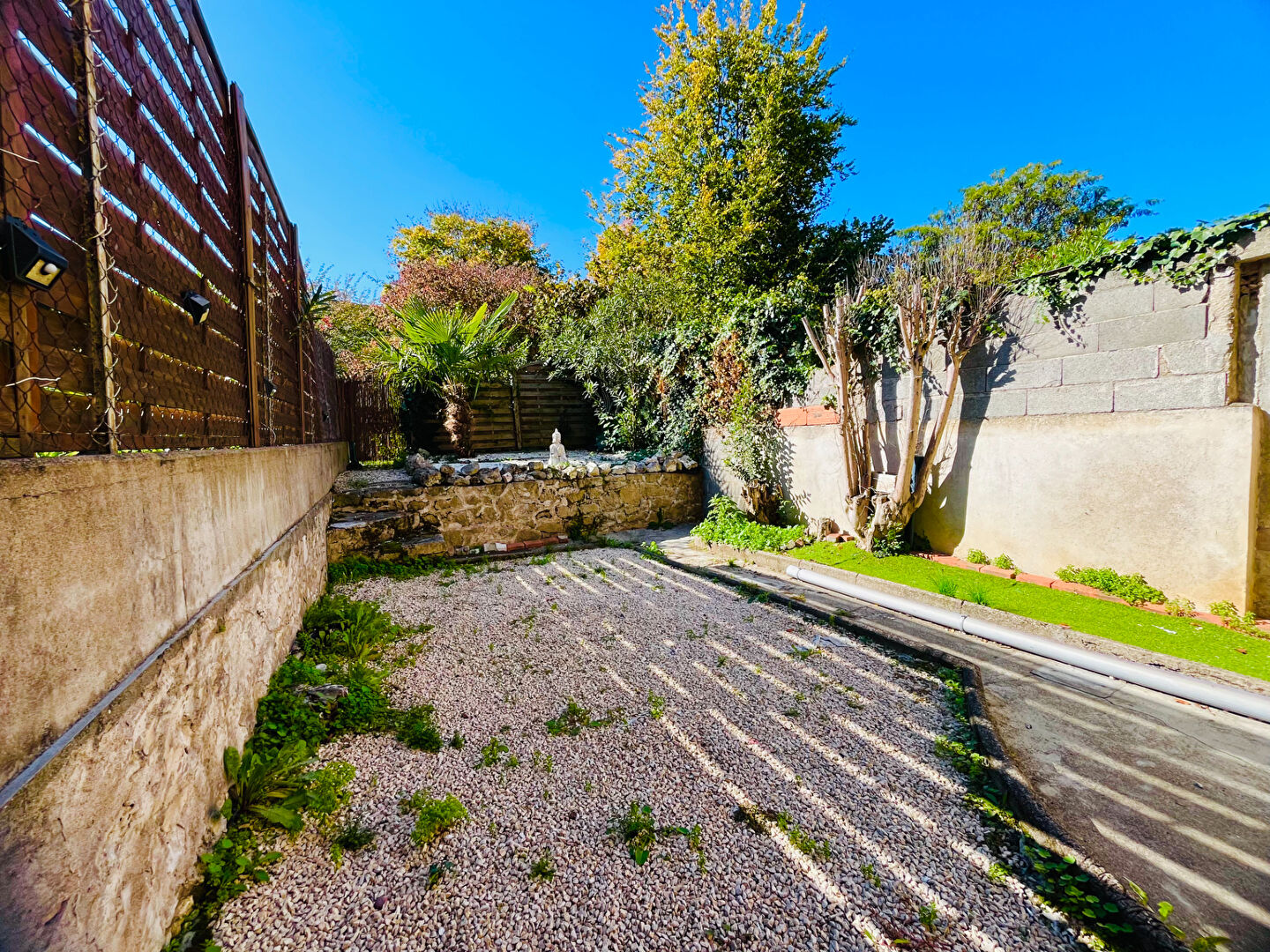 Photo Villeneuve sur Lot, charmante maison de ville avec cour image 3/6