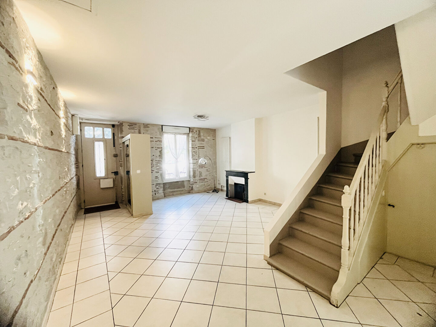 Photo Villeneuve sur Lot, charmante maison de ville avec cour image 5/6