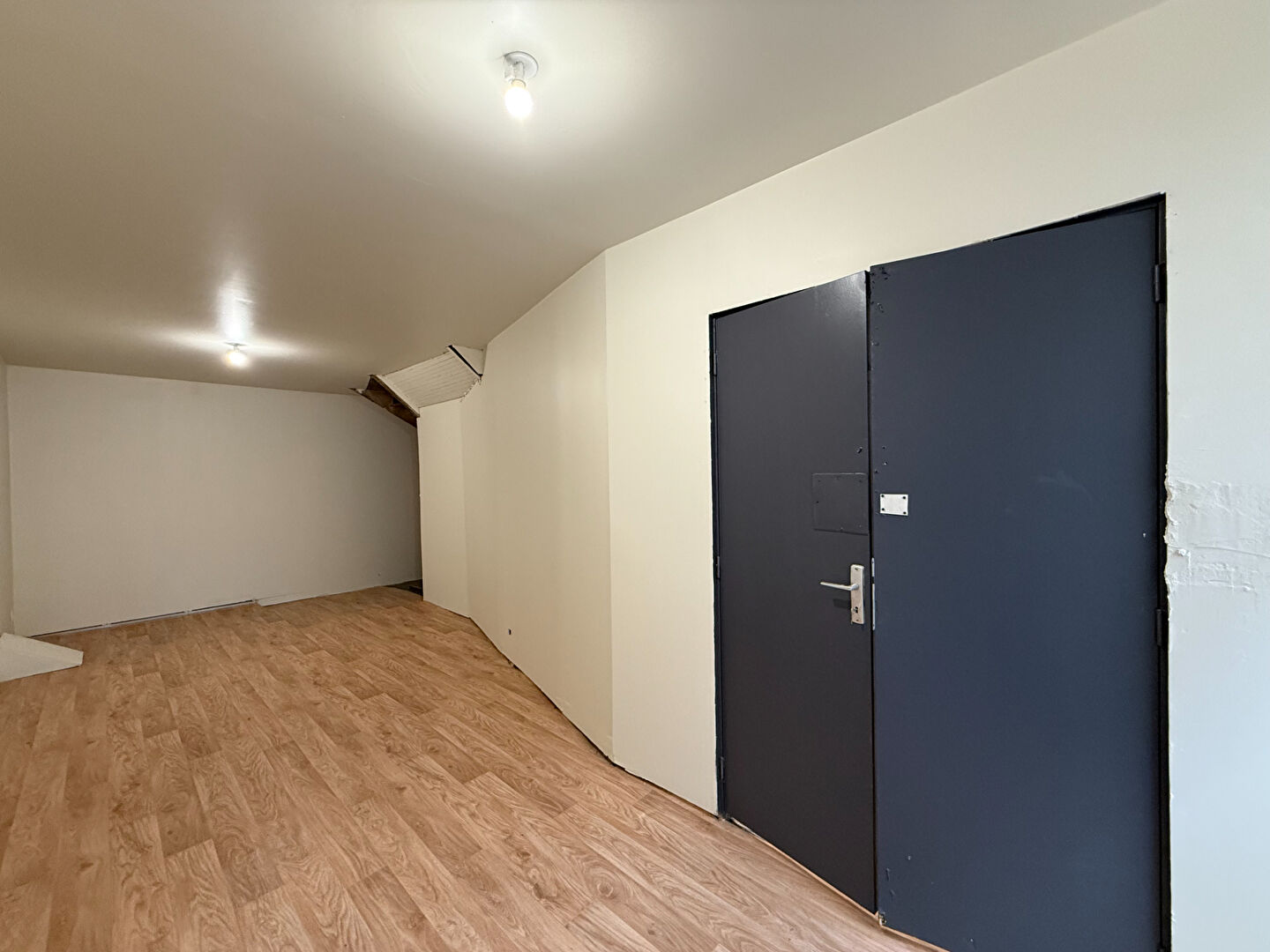 Photo Immeuble au coeur du centre ville de Villeneuve/Lot à saisir image 2/6