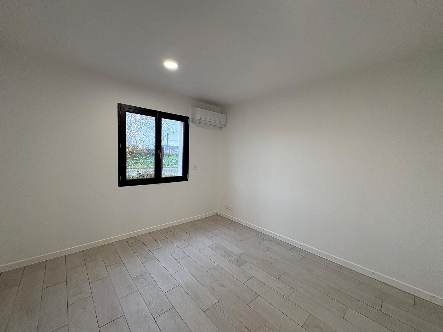 Photo Entrepôt / local industriel à Cancon 374 m2 image 6/6