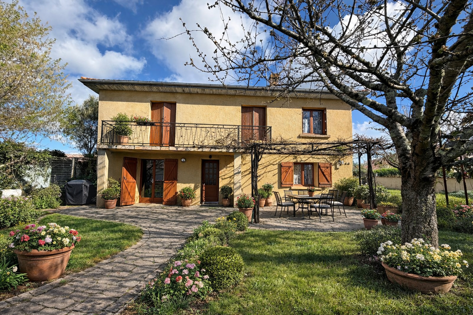 Agence immobilière de KRYS IMMO Villeneuve sur lot - KRYS' IMMO