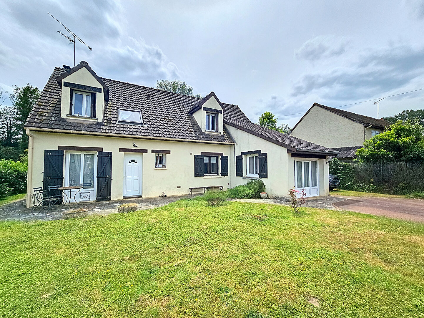 Agence immobilière de KSI IMMO - L'HAY LES ROSES L'hay les roses - KSI IMMO - L'HAY LES ROSES