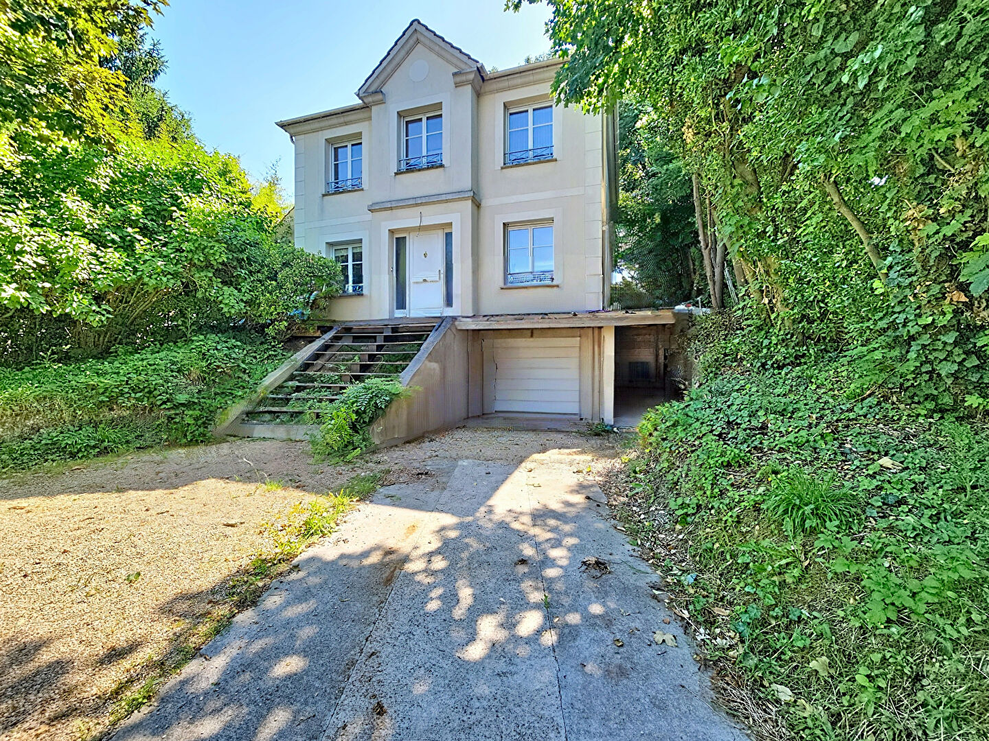 Agence immobilière de KSI IMMO - L'HAY LES ROSES L'hay les roses - KSI IMMO - L'HAY LES ROSES