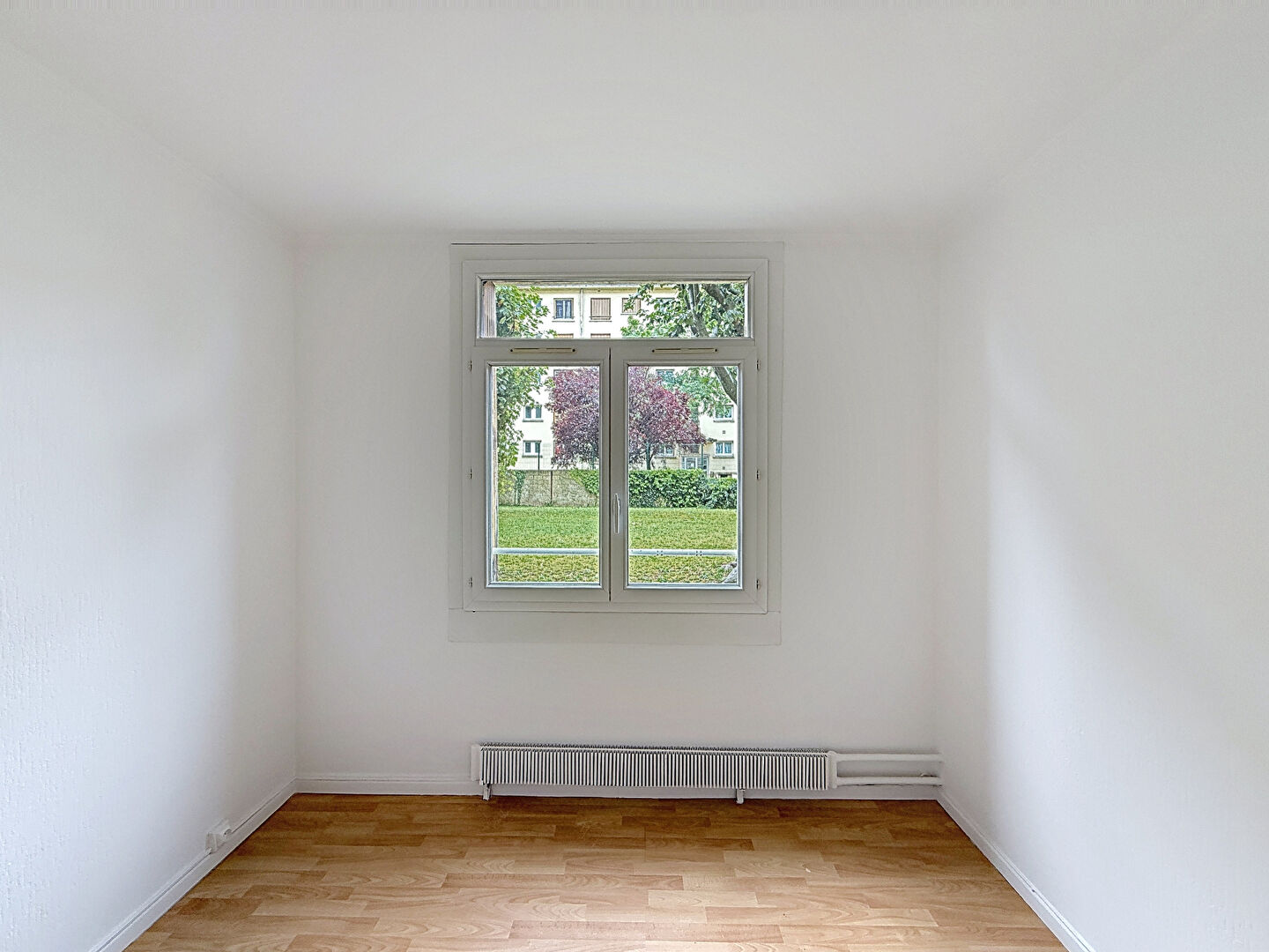 Photo Appartement de 4 pièces de 56,49 m² - CHATILLON image 6/6