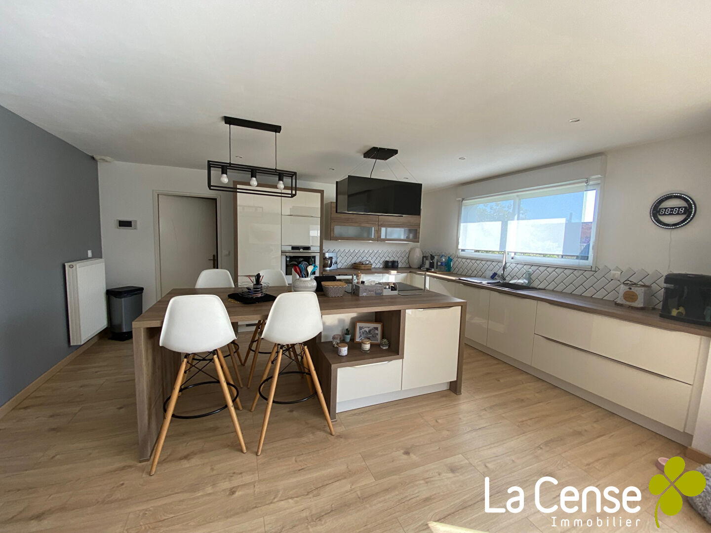 Photo CAMPHIN-EN-PEVELE image 2/6