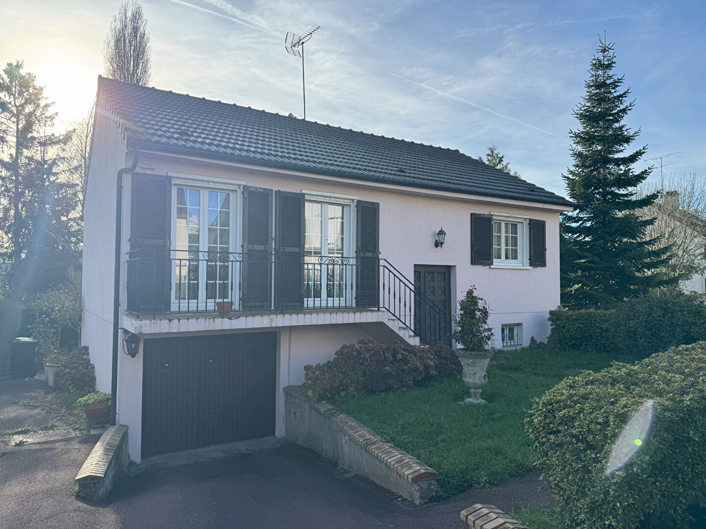 Agence immobilière de L'AGENCE DE VILLIERS Villiers sur orge