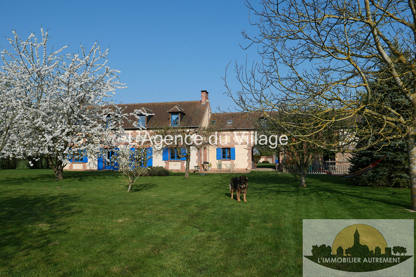 Maison Auneuil 10 pièce(s) 217.53 m2