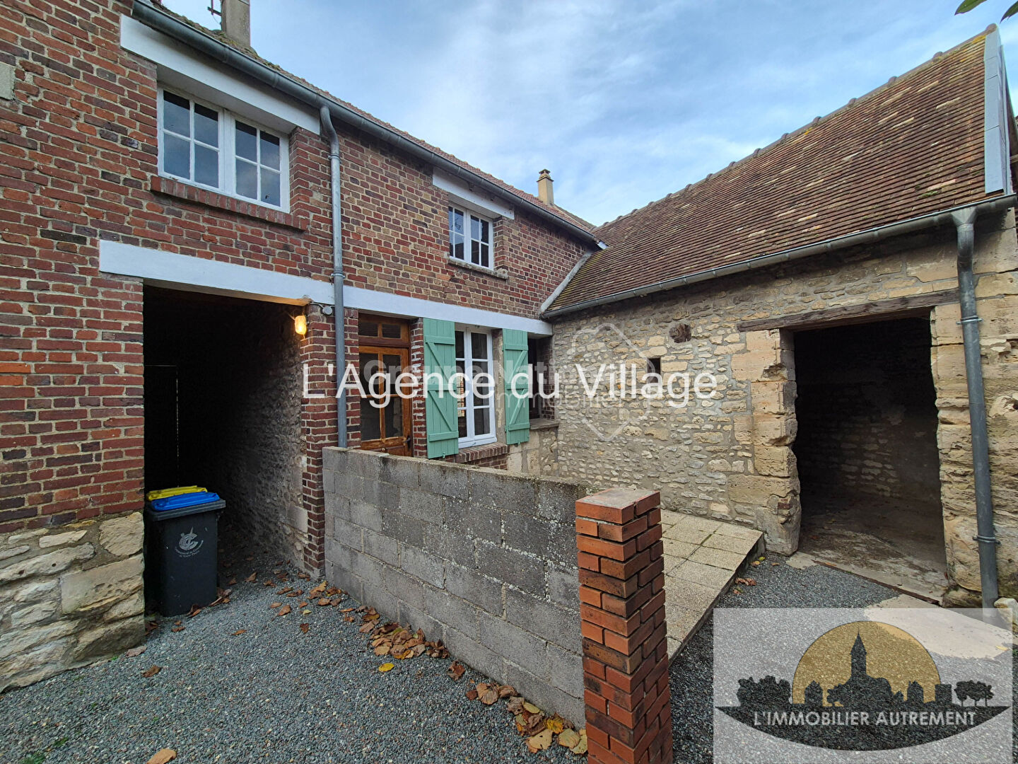 Photo Maison proche Chars 6 pièce(s) environ105 m2 image 1/6