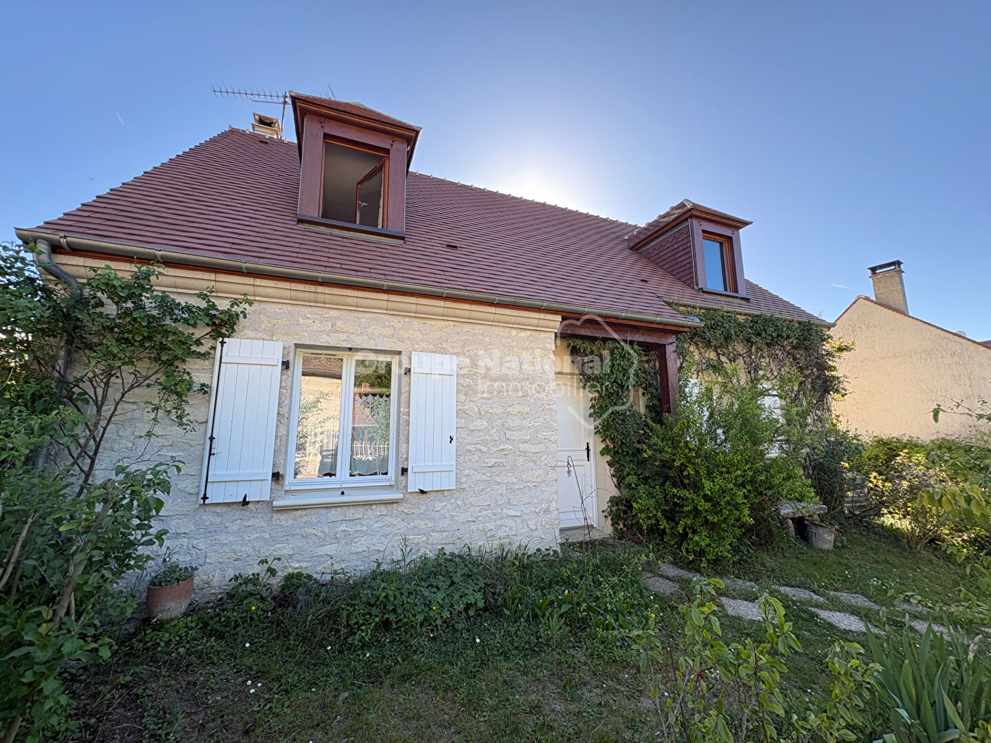 Maison 5 pièce(s) avec sous sol total Nesles-la-vallée