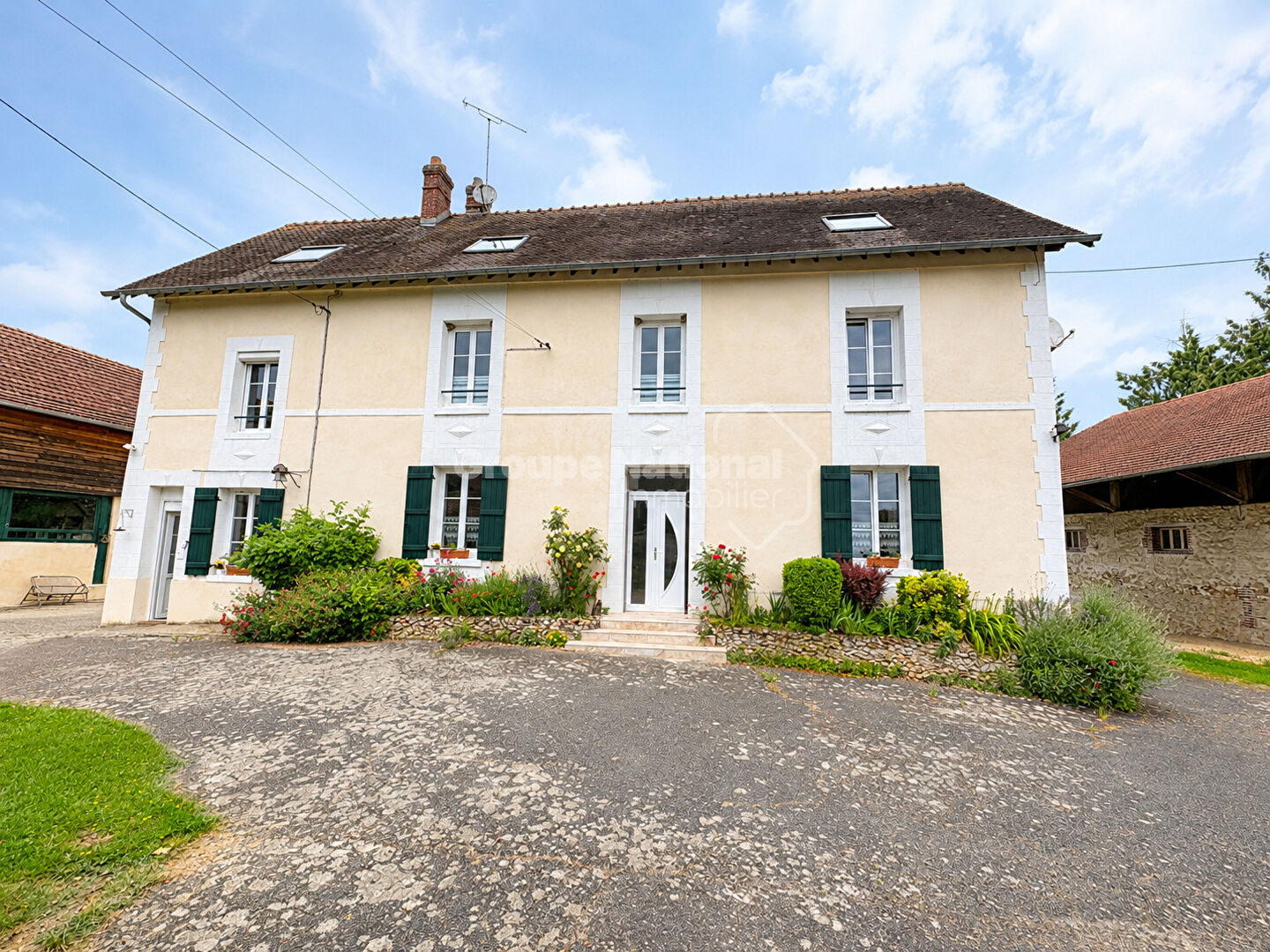 Maison Henonville 9 pièce(s) 245 m2