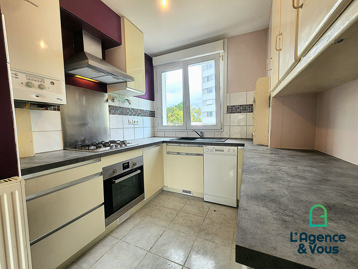 Photo Appartement Lorient deux chambres - place de parking image 2/4